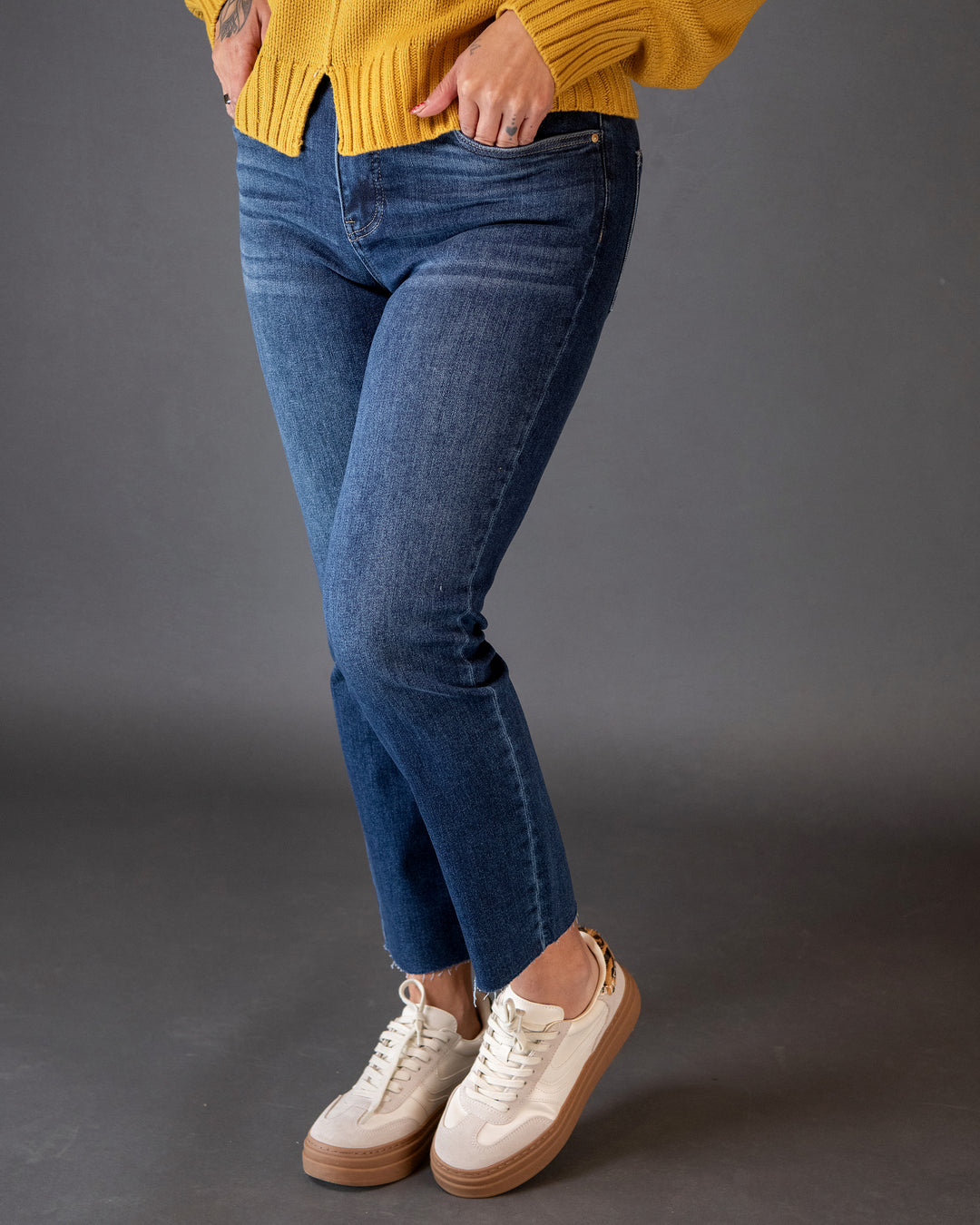 Rachael Mom Jean - Explore